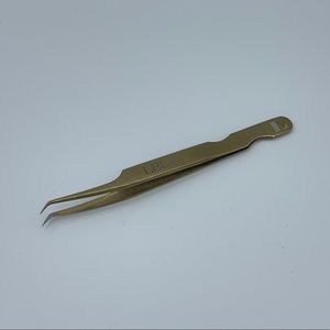 LBLA - Lash Box LA tweezer